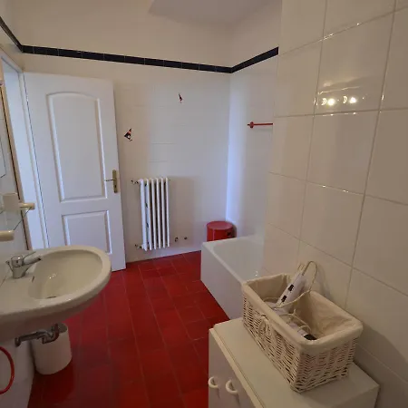 Modern In With Terrace Villa Sanremo