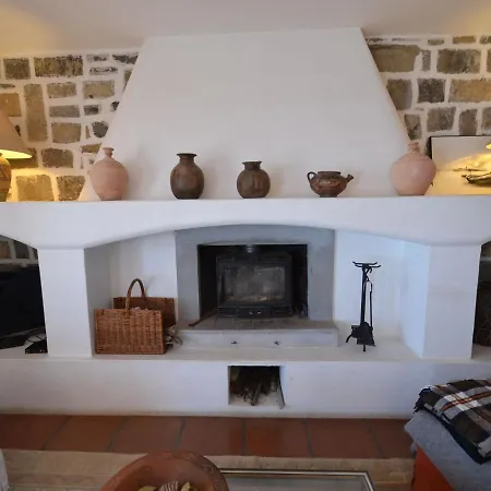 Βίλα Modern In With Terrace